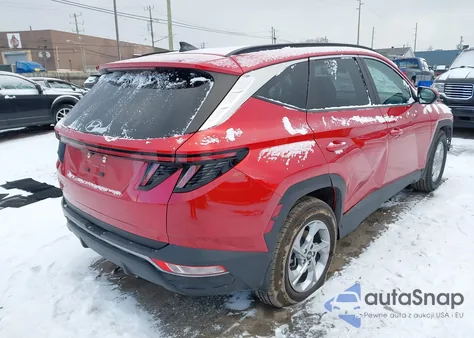 2022 Hyundai Tucson Sel z USA, uszkodzony, nr VIN 5NMJB3AE5NH067680